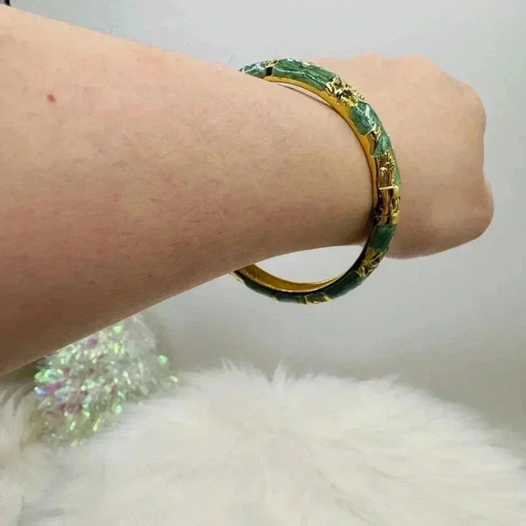 Green Flower Enamel Cloisonne Bracelet Bangle - Picture 5 of 8